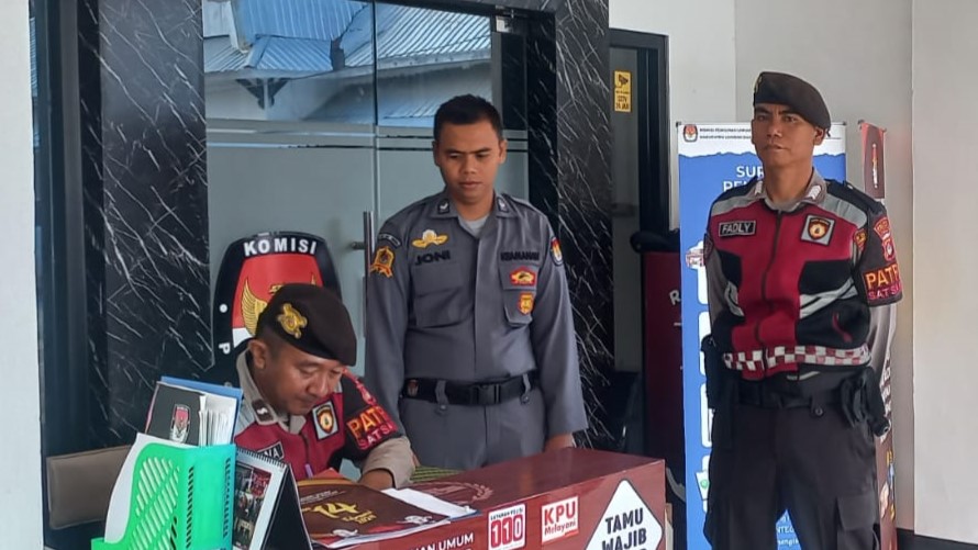 Kesiapan Polres Lombok Barat untuk Pemilukada 2024 Melalui Patroli Preventif