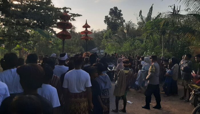 Polsek Sekotong Amankan Nyongkolan di Desa Kedaro dengan Lancar